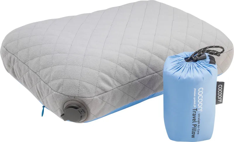 Air-Core Pillow ultralight – Oreiller de voyage ultraléger - bleu clair - vue de dos du coussin et de sa pochette