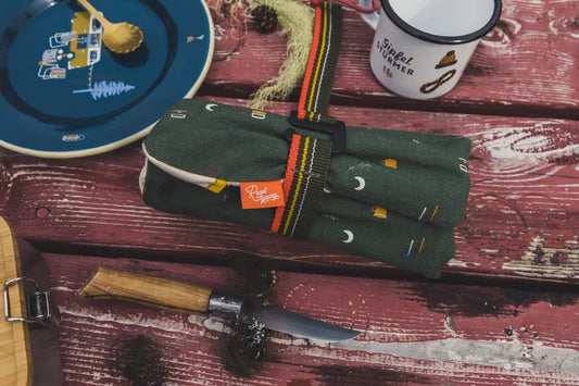Sac à épices ou à couverts Roadtyping motif camping – vue enroulée
