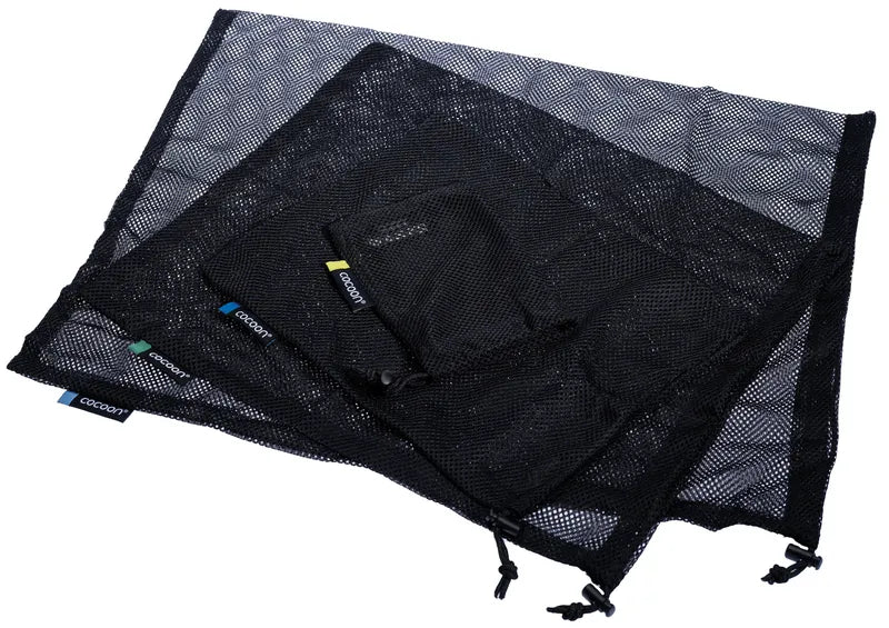 Set de 4 sacs de rangement en maille – vue des 4 sacs superposés.