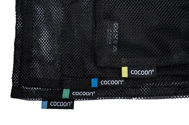 Set de 4 sacs de rangement en maille – gros plan sur le système des étiquettes