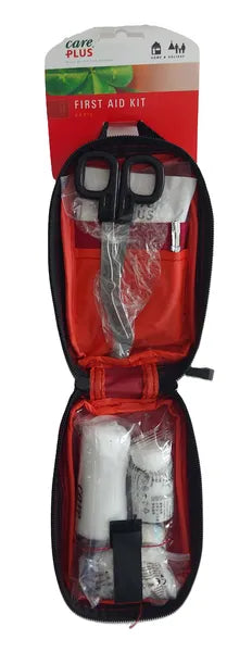 Trousse de secours basique ouverte avec Compresses de gaze, Pansement, Bandage d’urgence, Rouleau auto-adhésif, Paire de gants en vinyle, Lingettes imbibées d’alcool, Ciseaux de premiers secours (petits), Pincette, Epingles de sûreté