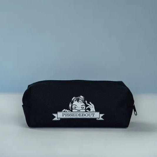 Trousse noir Pisse-debout