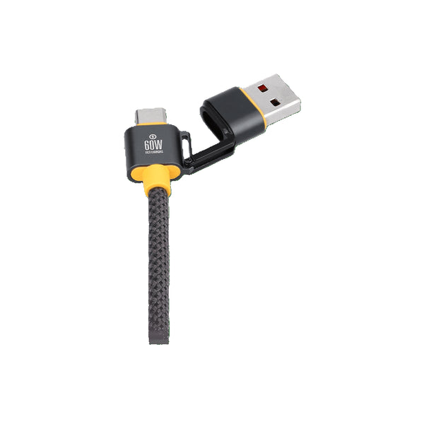 Câble multi-connecteurs Waka Waka Connect – Vue du connecteur 60W avec embout détaché USB-C et USB-A.