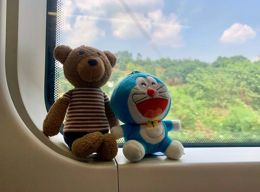 Voyager avec un tout-petit : conseils pratiques et indispensables à emporter