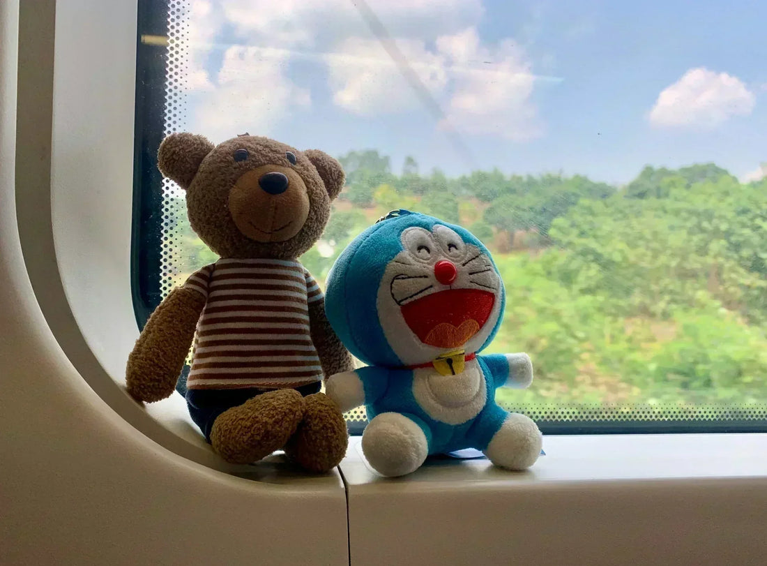 Voyager avec un tout-petit : conseils pratiques et indispensables à emporter