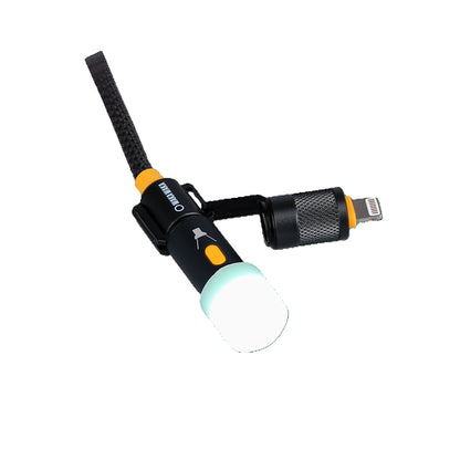 Câble multi-connecteurs Waka Waka Connect Pro – Gros plan du connecteur lampe de poche