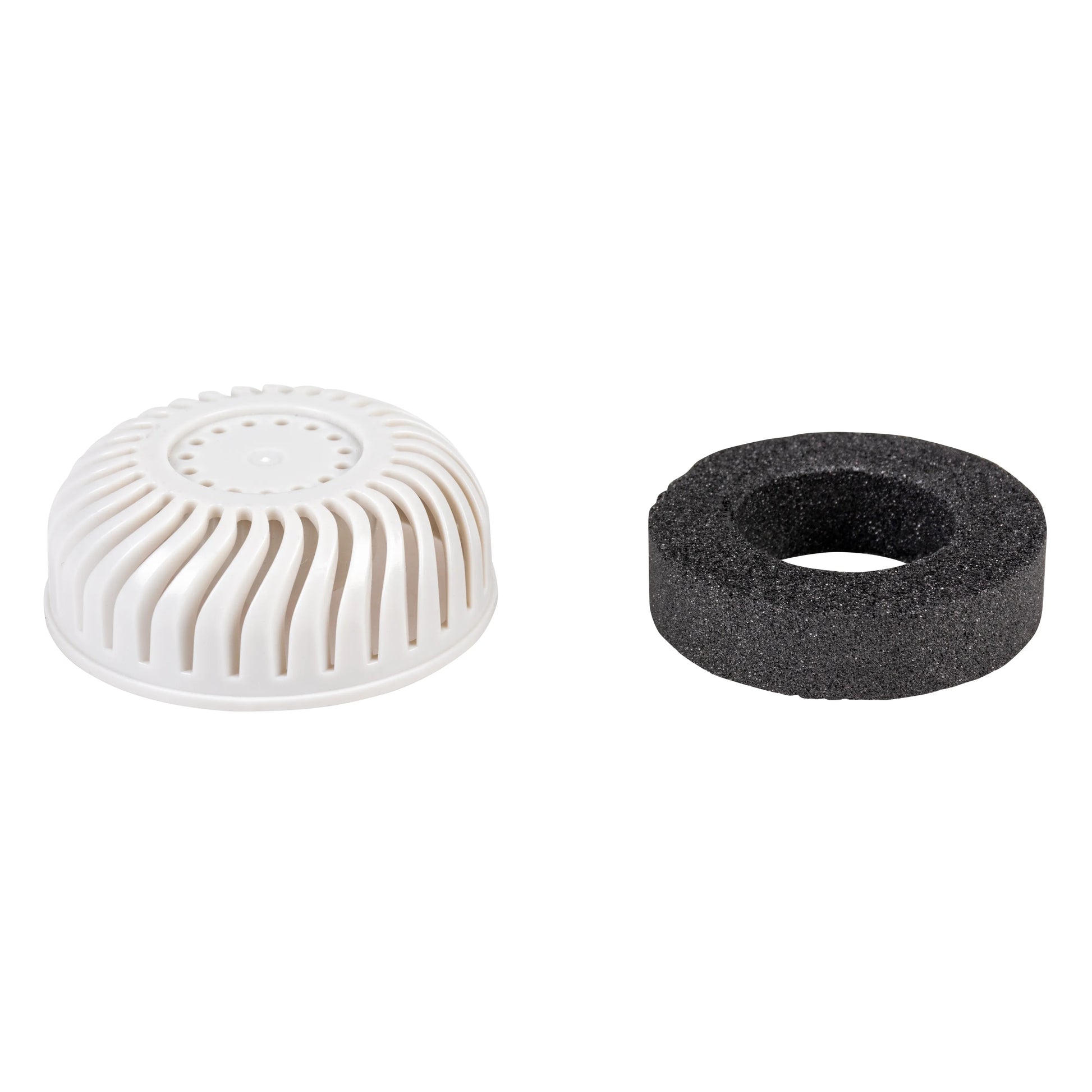 Filtres pour bouteille Devoplus vue du charbon et de la membrane en plastique
