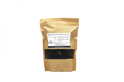 Kit briquette Kikirikit - vue du sachet contenant les pelotes de laine d'allumage et les briquettes de charbon  