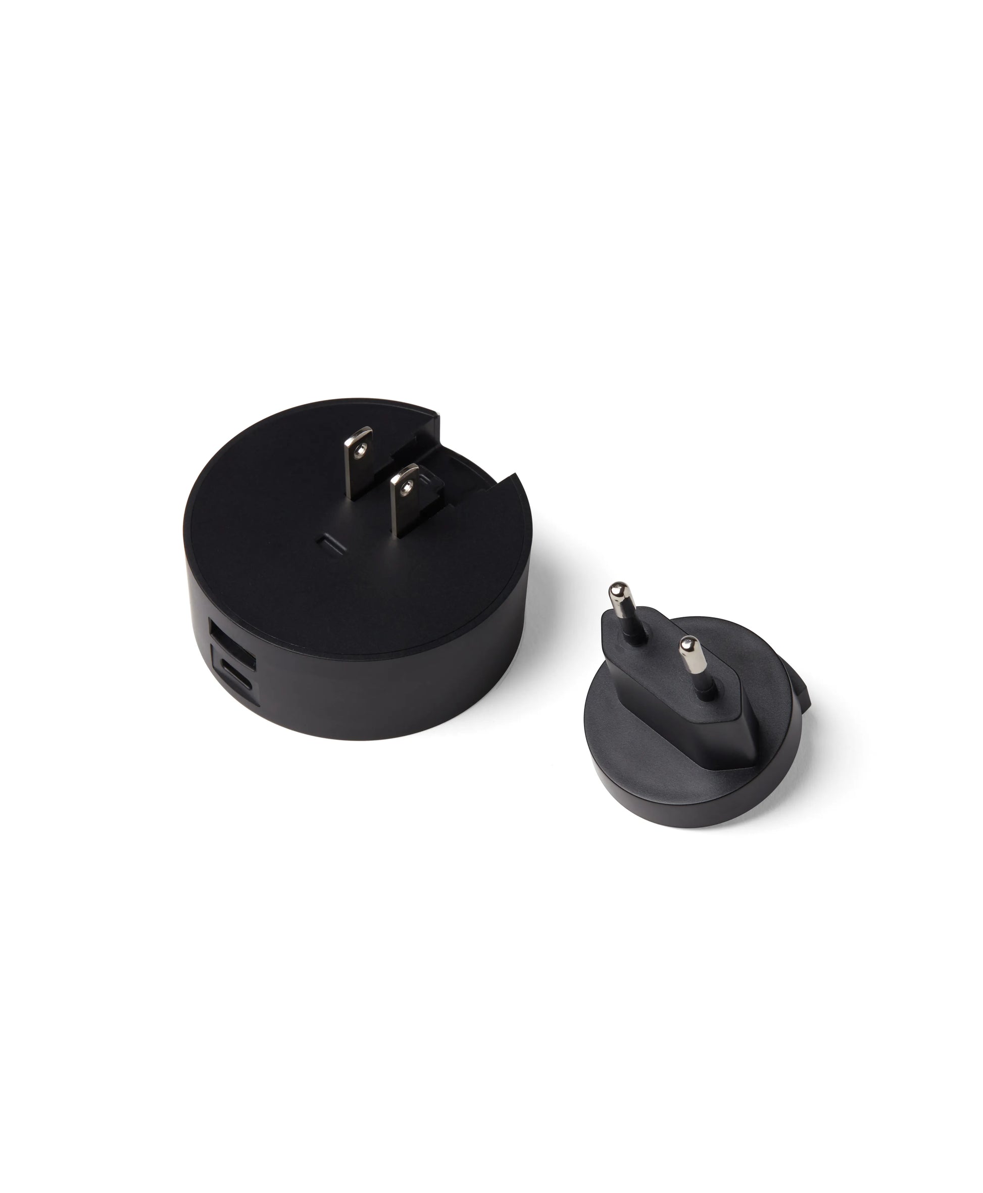 Chargeur secteur international noir – avec double système de prise