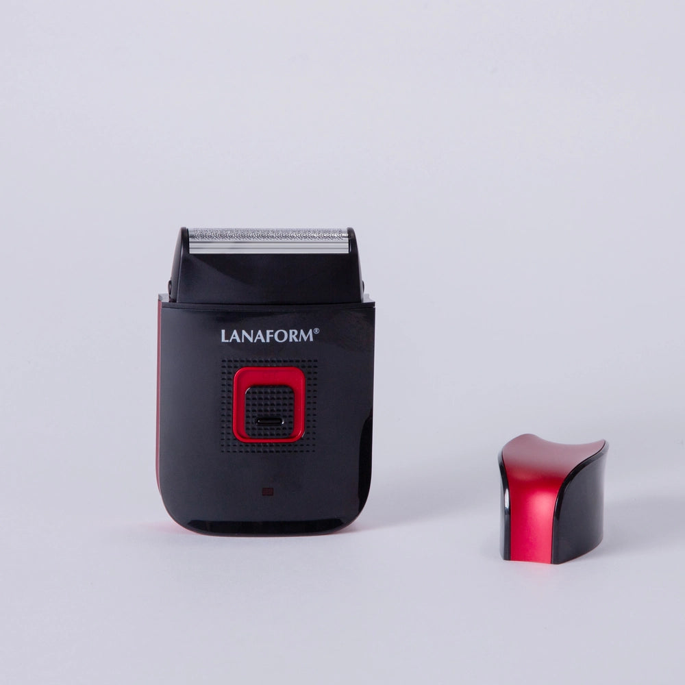 Rasoir Lanaform noir et rouge – photo du rasoir debout avec son couvercle retiré