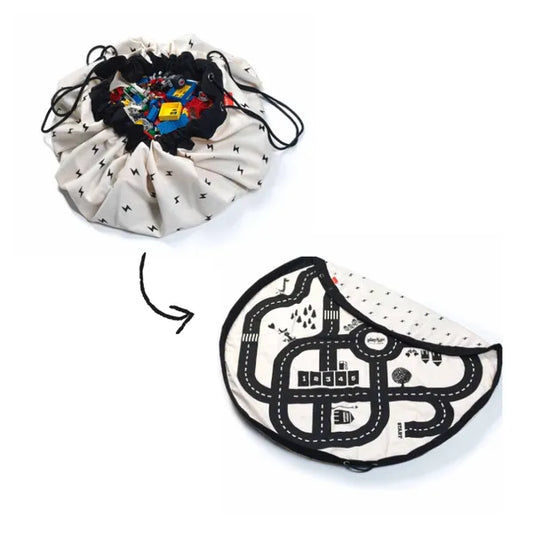 Sac de rangement et tapis de jeu Play and Go – motif circuit de voitures – vue du sac de rangement et du tapis de jeu