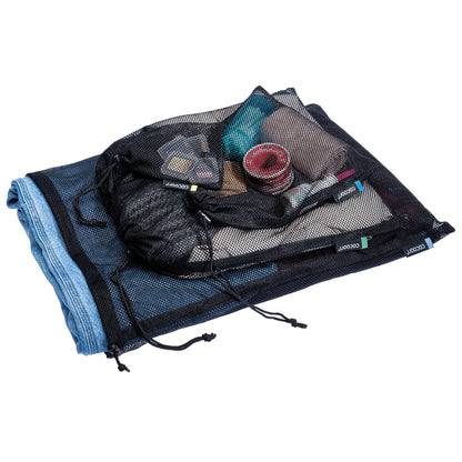 Set de 4 sacs de rangement en maille – mise en situation : superposition des sacs 