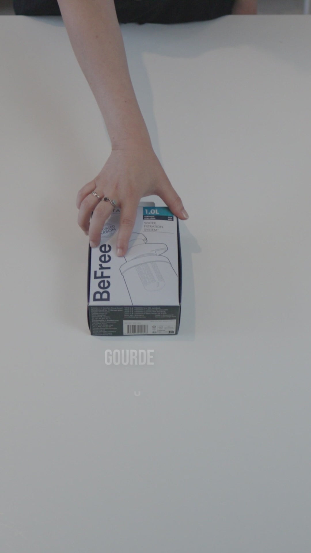 Vidéo qui présente la gourde compressible